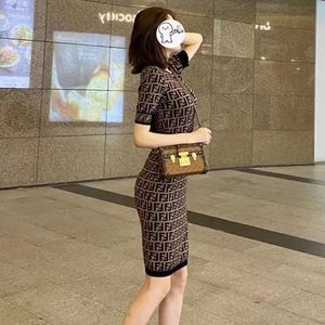 Robe d'été grande taille pour femme ronde, nouvelle robe en tricot rétro à lettres, pull pour femme ronde, coupe ajustée - Product Image 3