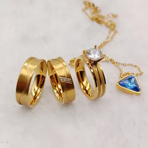 Bijoux fantaisie Couple anneaux de mariage fiançailles personnalisation pendentifs de luxe en ligne plaqué or 24 carats ses ensembles de bagues