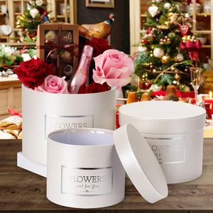 Set mit 3 weißen Nesting-Geschenk boxen mit Deckel Rundes, starres, mattes Finish Verschiedene Größen für Blumenkästen und Geschenke - Product Image 4