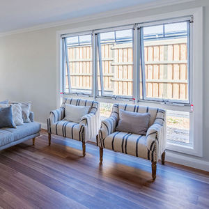 หน้าต่างบานเลื่อนคู่ สีขาวดำ คุณภาพสูง พร้อมกระจกสองชั้น สำหรับบ้าน พร้อมมุ้งลวด - Product Image 5