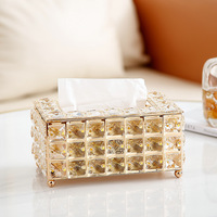 Vente en gros Boîte de rangement de maquillage en cristal de luxe Boîte à mouchoirs Logo personnalisé Papier hygiénique de bureau brosse de lifting or/argent français