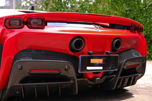 Pour <span class=keywords><strong>Ferrari</strong></span> SF90 OEM Style fibre de carbone sèche pare-chocs avant séparateur de lèvre diffuseur arrière jupes latérales Spoiler Kit de carrosserie - Product Image 6
