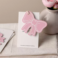 Étiquettes suspendues en carton personnalisées en forme de nœud rose avec code-barres pour chaussettes, chaussures, vêtements et étiquettes de vêtements – Vente en gros