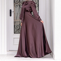 Lujo brillante satén cerrado Abaya bata Modesto elegante noche suave caliente Dubai musulmán mujeres vestido ropa islámica venta al por mayor Abaya