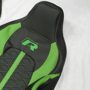 GANEha diseñado una nueva funda de asiento de color negro- verde, adecuada para Volkswagen Golf, una funda de asiento universal de cuero sintético para las cuatro estaciones. - Product Image 6