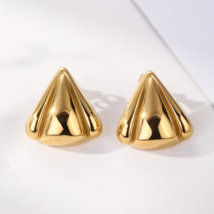 Pendiente triangular de textura gruesa grande de acero inoxidable chapado en oro de 18K Pendientes de estilo coreano inspirados en tejanos femeninos lindos - Product Image 3