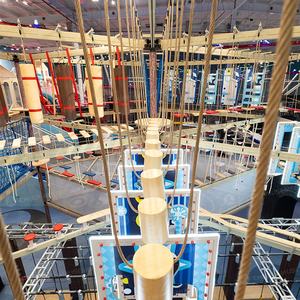 チアーアミューズメントによるカスタムウィンターテーマ屋内アドベンチャーパーク、屋内遊園地、ロープコース、クライミングウォールのターンキーデザイン - Product Image 4