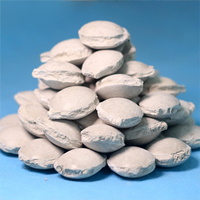 Briquettes de fluorite de qualité industrielle CaF2 80% pour la sidérurgie, flux métallurgique Yingcai