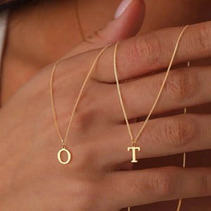 Collar con Colgante de 26 Letras <span class=keywords><strong>R</strong></span>.GEM. Collar de Plata de Ley S925 con Colgante, Joyería Chic <span class=keywords><strong>y</strong></span> Sencilla para Regalo de Chica - Product Image 1
