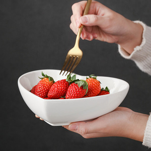 Tazón de Cerámica Blanco Puro en Forma de Corazón, Simple y Bonito, para Frutas, Ensaladas, Pudín y Repostería - Product Image 2