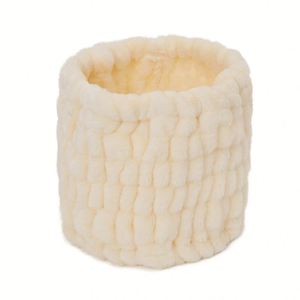 Bandeau de Spa en Polaire Corail pour Femme – Doux, Absorbant, Antidérapant, Idéal pour le Lavage du Visage, les Soins de la Peau et le Démaquillage – Extensible - Product Image 6