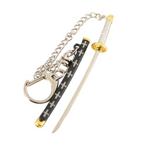 Llavero de aleación de alta calidad de 9 cm con diseño de la mini espada Kikoku de Trafalgar D. Water Law, ideal como regalo promocional.