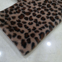 Poliéster reciclado Estampado de leopardo Piel de conejo Piel falsa súper suave Tela de piel sintética de felpa artificial