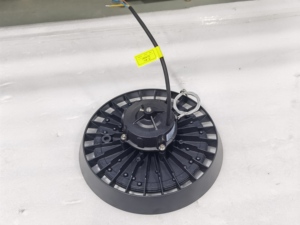 Vòng <span class=keywords><strong>bay</strong></span> cao ánh sáng nhà máy giá thấp <span class=keywords><strong>100W</strong></span> 150W 200W LED Highbay ánh sáng UFO với bộ khuếch tán - Product Image 3