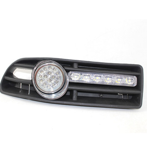 ชุดไฟตัดหมอกแบบ LED สำหรับรถยนต์ Volkswagen Bora Jetta พร้อมไฟวิ่งกลางวัน สีขาว มุมส่อง 180 องศา พร้อมชุดสายไฟ - Product Image 3