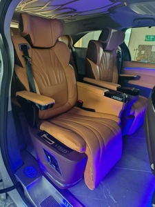เก้าอี้หนังปรับแต่งพิเศษ YLA Luxury Luxury Chair สำหรับรถยนต์ Vito V-class W447 Hiace - Product Image 2