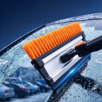Pelle à neige 3-en-1 avec tête de pelle large, grattoir à glace à long manche et brosse à eau pour le déneigement