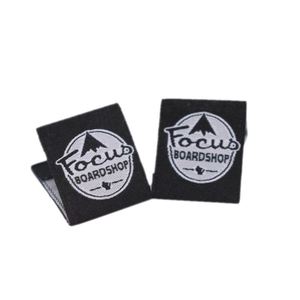 Étiquettes tissées personnalisées avec logo de marque pour chapeaux – Vente en gros - Product Image 1