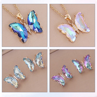 Mode tempérament alliage coloré cristal clavicule chaîne collier dégradé papillon pendentif collier pour les femmes