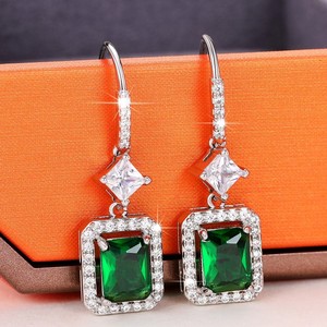 Emerald Green Gemstone Earrings for Women Vintage Style Daily Wear Ear Accessory Fashion Outfit Jewelry Style - Product Image 3