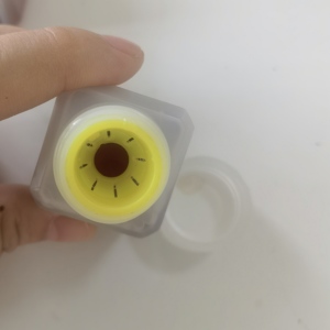 Piège à mouches à fruits en plastique écologique pour le dropshipping, avec formule au fructose et au sorbitol pour la capture quotidienne des mouches à fruits de cuisine - Product Image 4