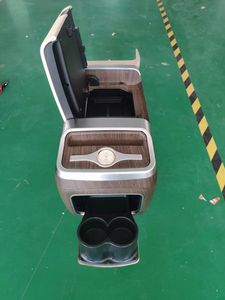 Nuevo Reposabrazos con Refrigerador y Cargador Inalámbrico para Vito Viano <span class=keywords><strong>Mercedes</strong></span> Clase V - Product Image 3