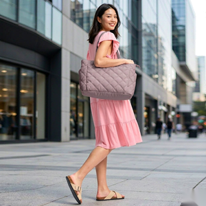 Sac fourre-tout matelassé léger en nylon résistant à l'eau, imprimé léopard, sac à bandoulière pour le travail, sac de voyage, sac fourre-tout pour femme - Product Image 5
