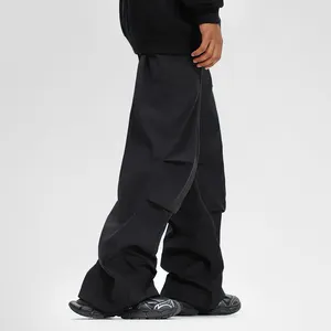 Pantalon cargo décontracté en sergé de coton à jambe droite et à poches cargo multiples pour hommes