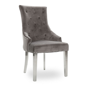 <span class=keywords><strong>Chaise</strong></span> de <span class=keywords><strong>salle</strong></span> <span class=keywords><strong>à</strong></span> <span class=keywords><strong>manger</strong></span> de luxe en velours Knocker Head avec anneau de traction au dos - Product Image 1