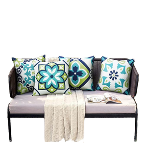 Housse de coussin imperméable carrée moderne à imprimé géométrique bohème pour l'extérieur, la maison, la terrasse, l'hôtel, la tente, la chaise longue - Product Image 1