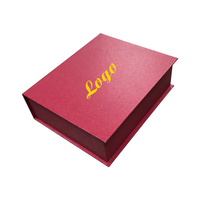 Boîtes à perruques de luxe à quantité minimale de commande bas boîtes à cadeaux d'emballage de perruque de stratification mate de gaufrage magnétique blanc pliable plat en matériaux recyclés