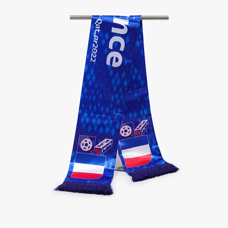 도매 폴리 에스테르 유럽 축구 팀 클럽 국기 스카프 사용자 정의 디자인 및 크기 새틴 축구 팬 스카프