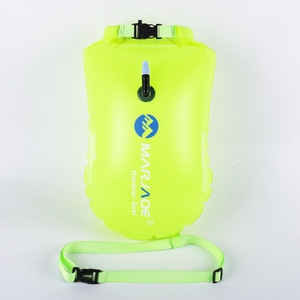 Pvc 28l gonflable étanche sauvetage airbag pour l'entraînement <span class=keywords><strong>de</strong></span> <span class=keywords><strong>natation</strong></span> en toute sécurité sac sec remorquage flotteur eau ouverte <span class=keywords><strong>natation</strong></span> bouée sécurité - Product Image 5