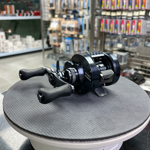 Vente flash Moulinet à lancer <span class=keywords><strong>Shimano</strong></span> CALCUTTA CONQUEST SHALLOW EDITION DC - Moulinet <span class=keywords><strong>de</strong></span> pêche professionnel pour la pêche au black-bass - Product Image 2