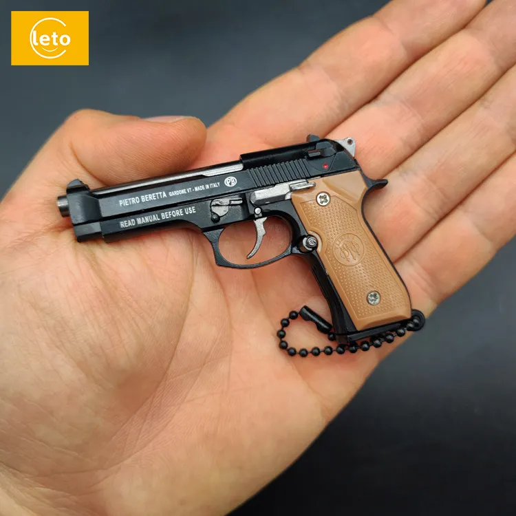 Высококачественная Коллекция игрушек на день рождения подарки 1:3 металлический пистолет игрушечный пистолет Миниатюрная модель Beretta 92F брелок модель пистолета