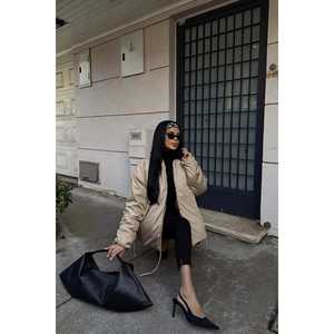 Sac à main de luxe décontracté en cuir Marlon noir, fourre-tout de créateur grande capacité avec une poignée et décoration imprimée - Product Image 2