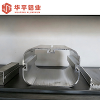 Profilé d'extrusion en aluminium avec finition de surface personnalisée, électrophorèse effet bois pour la fabrication de composants décoratifs