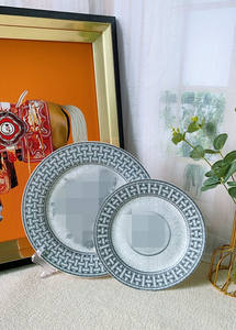 Vente en gros d'assiettes à dîner en céramique 4 pièces soucoupe pour tasse à café ensembles de vaisselle en porcelaine de salle à manger de luxe occidental - Product Image 5