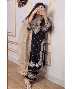 Conjunto de Kurti Palazzo de Diseñador en Oferta para Mujer, Hermosos Estampados, Ajuste Cómodo para Celebraciones Festivas y Reuniones Sociales - Product Image 2