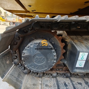 Excavatrice hydraulique d'occasion durable, puissante et de haute qualité, excavatrice sur chenilles Komatsu PC130 d'occasion - Product Image 5