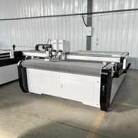 ZXT CNC Oszillierende Messerschneidemaschine für Verbundwerkstoffe zur Schneidung von Akustikplattenmaterialien