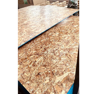 Vente en gros de panneaux <span class=keywords><strong>Osb</strong></span> de qualité de construction 4x8 11mm 17mm 18mm 15mm Plaques <span class=keywords><strong>Osb</strong></span> étanches <span class=keywords><strong>Osb</strong></span> Estructural 9.5mm - Product Image 1