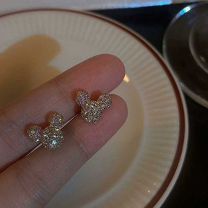 Vendita calda di tendenza di moda in acciaio inossidabile orecchini di perle eleganti graziose ragazze gioielli all'ingrosso disponibili - Product Image 1