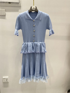 Robe midi décontractée en tricot pour femme, style français, col rabattu, manches courtes, unie, coupe trapèze, volants et dentelle, collection été 2026 - Product Image 6