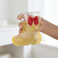 Vaso Transparente de Vidrio Borosilicato Alto con Diseño de Lazo Rojo, Libre de BPA, Apto para Lavavajillas y Microondas, Perfecto para Niños