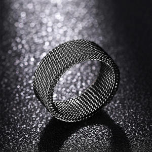 Dj076 Anello Geometrico in Acciaio Inossidabile, Gioiello Unisex Moderno e Alla Moda, Design Semplice, Regalo per Uomini e Donne - Product Image 3