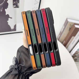 Funda Protectora de Cuero con Textura de Cabeza de Ciervo para iPhone 17 Air 16 15 14 13 12 Mini 11 Pro Max Plus, Mate, Antigolpes, Suave - Product Image 5