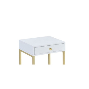 Table de chevet avec finition blanche et laiton, table d'appoint élégante DB Coleen - Product Image 4