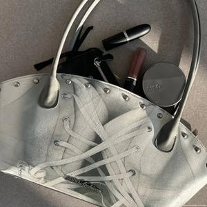 Porte-cartes gaufré 3D en métal argenté, multi-couleurs, durable, avec fentes personnalisées, format mini pochette, accessoire porte-clés - Product Image 2