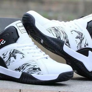 Chaussures de basket-ball pour hommes en cuir, à semelle épaisse, pour le printemps et l'été, chaussures de sport élégantes, style basket-ball pour hommes - Product Image 5